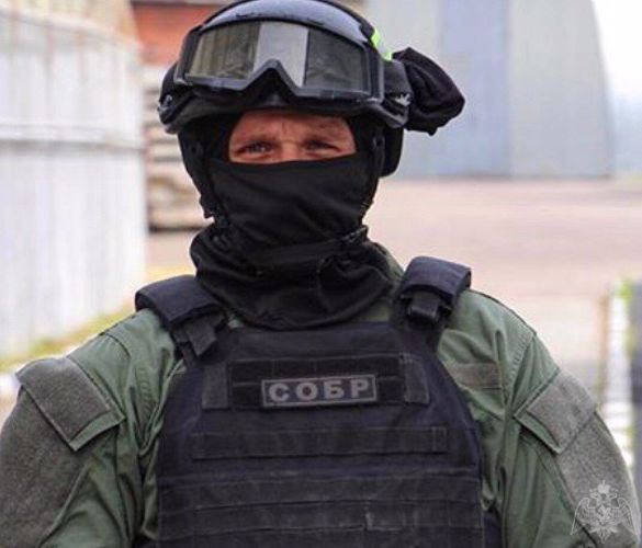 При силовой поддержке СОБР «Булат» задержан мужчина, подозреваемый в краже 11 миллионов рублей