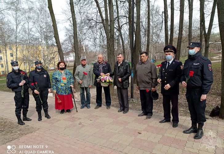 В Дмитрове сотрудники Росгвардии приняли участие в памятном мероприятии, посвященном 35-летию катастрофы на Чернобыльской АЭС