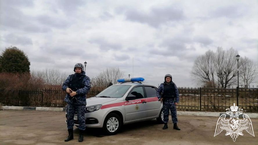 В Серпухове сотрудники Росгвардии задержали подозреваемого в грабеже