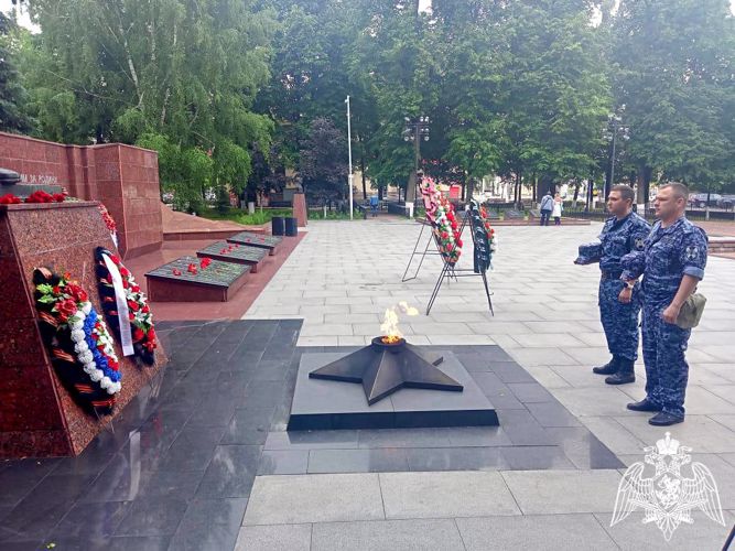 Сотрудники Главного управления Росгвардии по Московской области приняли участие в акции «Минута молчания»