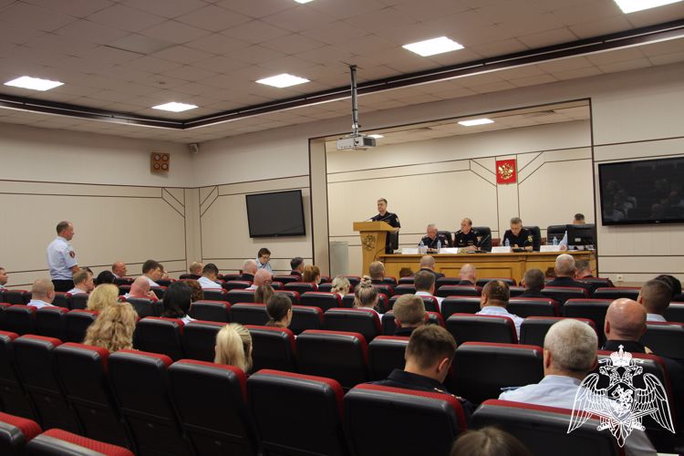 В Центре лицензионно-разрешительной работы Главного управления Росгвардии по Московской области подведены итоги служебно-боевой деятельности за первое полугодие 2022 года