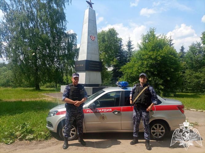 В Подмосковье сотрудники Росгвардии задержали семейную пару, подозреваемую в краже