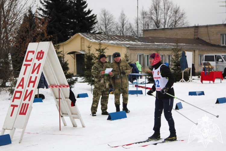 Подведены итоги чемпионатов ГУ Росгвардии по Московской области по лыжным гонкам, служебному двоеборью и офицерскому зимнему троеборью (Видео)