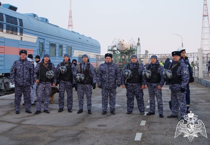 Росгвардейцы обеспечили безопасность транспортировки ракеты-носителя «Союз-2.1А» на космодроме «Байконур»