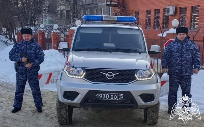 В Подмосковье сотрудники Росгвардии задержали мужчину, который угрожал женщине расправой