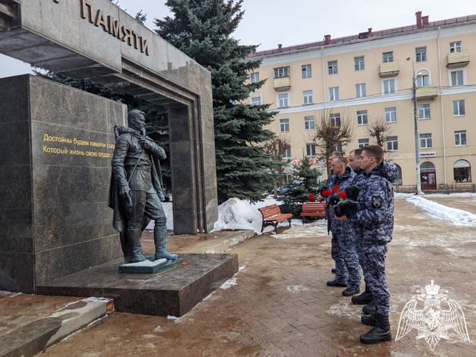 Росгвардейцы Подмосковья провели памятные мероприятия, посвященные 80-летию Победы в Сталинградской битве