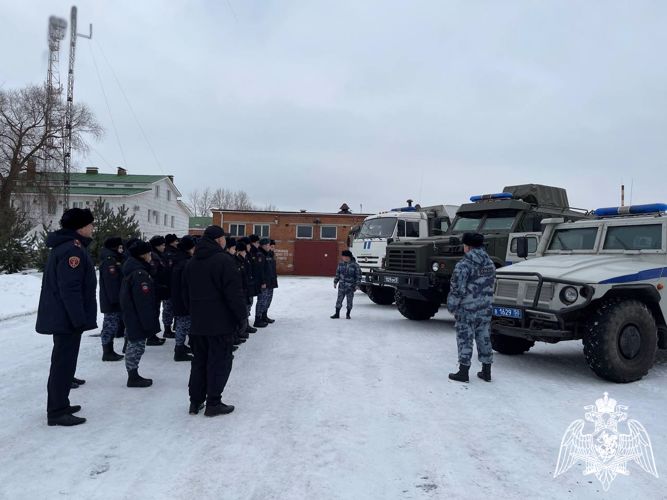 В Подмосковье сотрудники ОМОН «Русич» провели экскурсию для курсантов «Гвардейской смены»