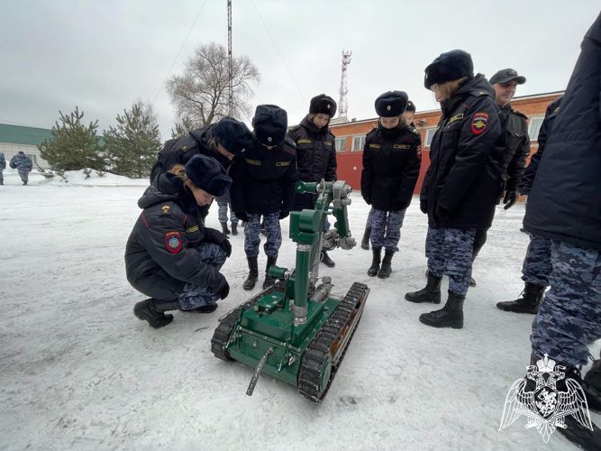 В Подмосковье сотрудники ОМОН «Русич» провели экскурсию для курсантов «Гвардейской смены»