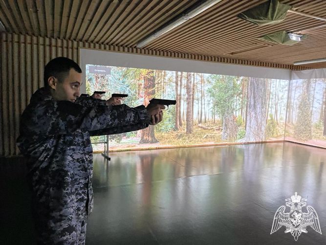 В Подмосковье сотрудники ОМОН «Русич» провели экскурсию для курсантов «Гвардейской смены»