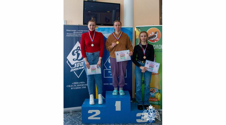 В Подмосковье росгвардейцы стали призерами на чемпионате Динамо по плаванию