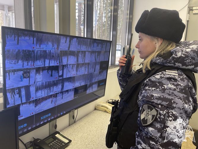 Сотрудники Росгвардии обеспечивают охрану Государственных музеев в Подмосковье (Видео)