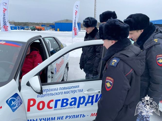 В Подмосковье курсанты «Гвардейской смены» стали участниками программы «Росгвардия Драйв»