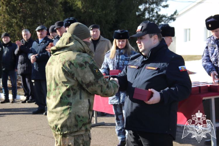 В Подмосковье торжественно встретили бойцов спецподразделения Росгвардии, вернувшихся после выполнения задач в ходе специальной военной операции