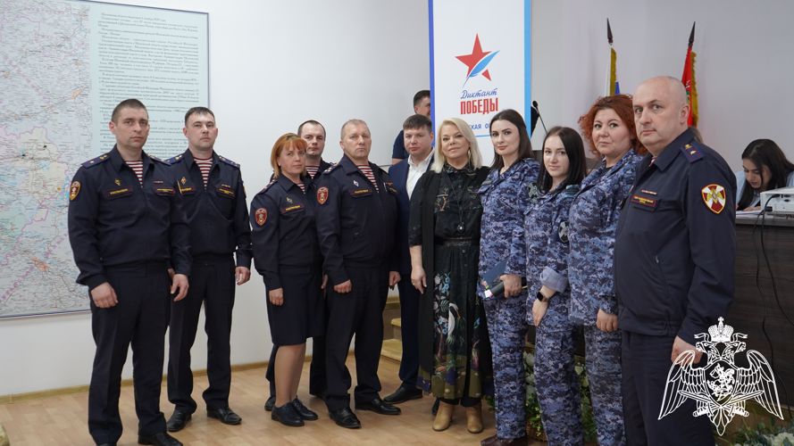 Росгвардейцы подмосковного главка Росгвардии написали «Диктант Победы»