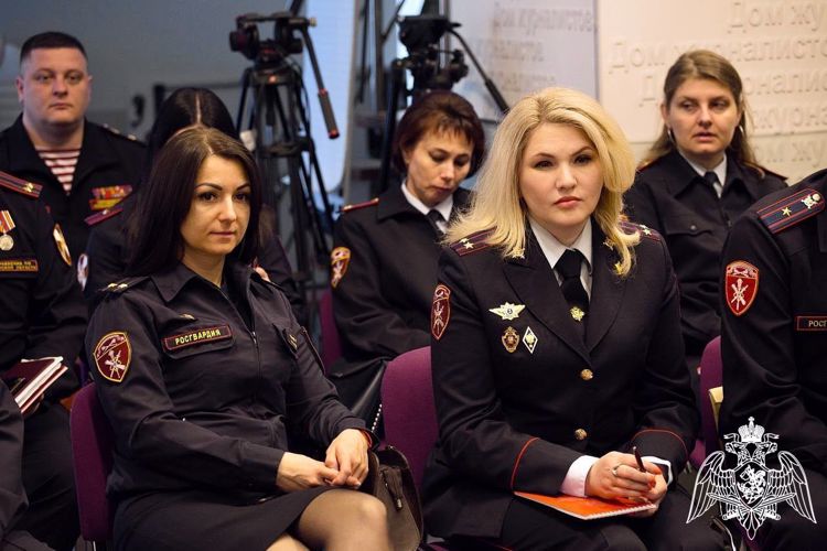 Руководитель пресс-службы подмосковного главка Росгвардии получила диплом Союза журналистов Воронежской области