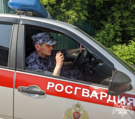  Сотрудники Росгвардии задержали подозреваемого в нанесении женщине многочисленных побоев 