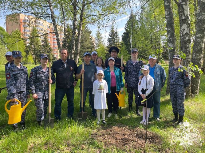 «Гвардейская смена» Подмосковья присоединилась к акции «Лес Победы» в Звездном городке (Видео)