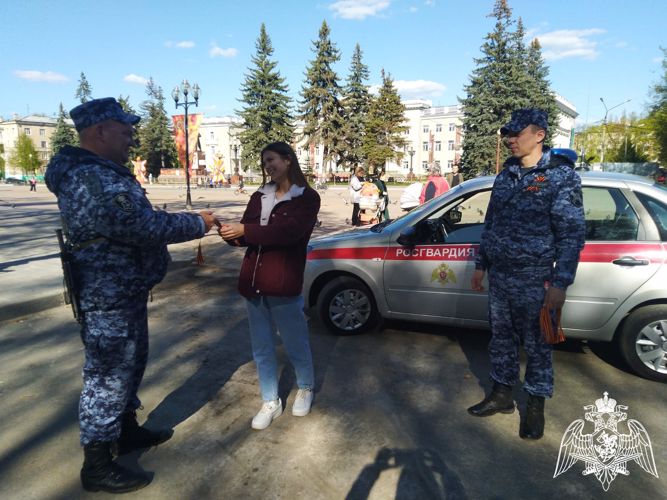 Всероссийскую акцию «Георгиевская ленточка» поддержали росгвардейцы Подмосковья