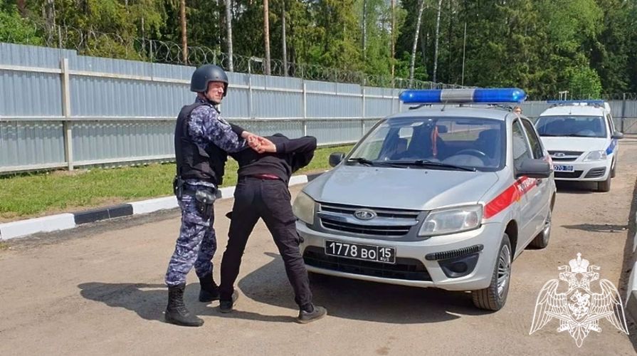 Сотрудники Росгвардии приняли участие в антитеррористических тренировках в Подмосковье