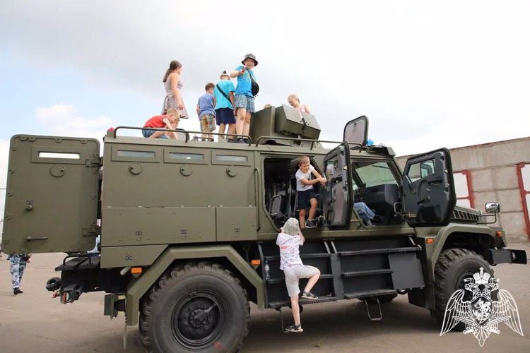 Личному составу Подольского ОМОН "Русич" представлен новый командир отряда