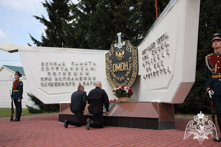 Личному составу Подольского ОМОН "Русич" представлен новый командир отряда