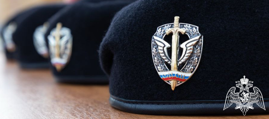 В Росгвардии впервые состоялись испытания на право ношения знака отличия полицейского спецназа