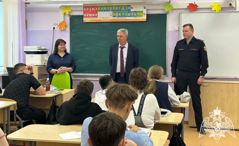 В Московской области росгвардейцы провели патриотические и профориентационные мероприятия для детей