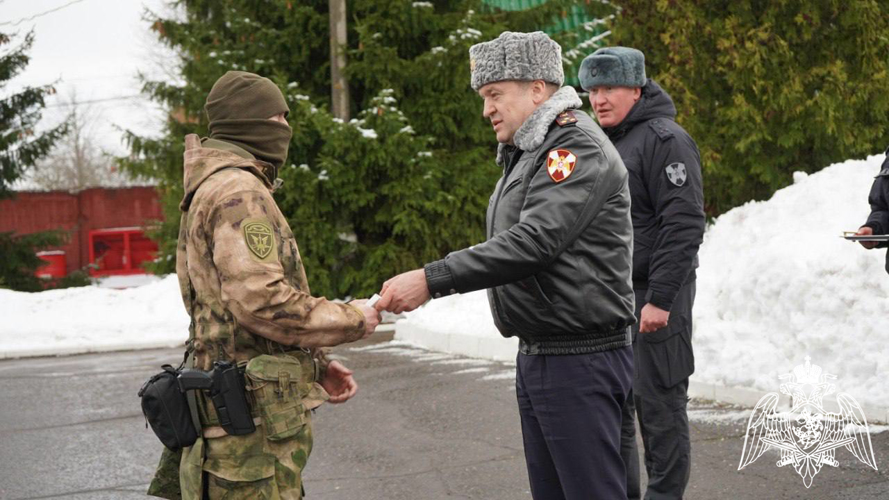 В Московской области состоялась торжественная встреча сотрудников ОМОН «Русич» и «Пересвет», вернувшихся из командировки