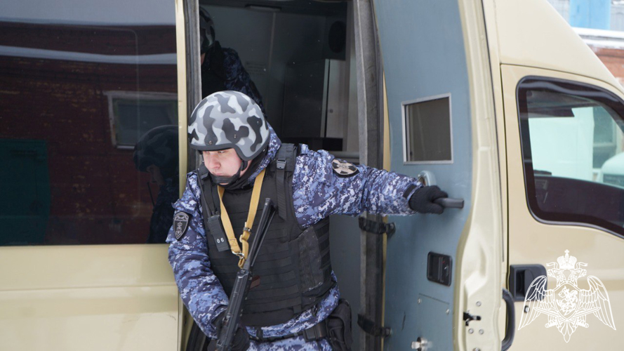 Сотрудники Росгвардии приняли участие в тактико-специальных занятиях в Подмосковье (Видео)