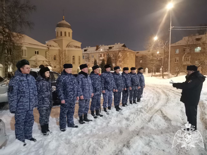 Сотрудники Росгвардии обеспечили безопасность граждан во время крещенских купаний в Подмосковье