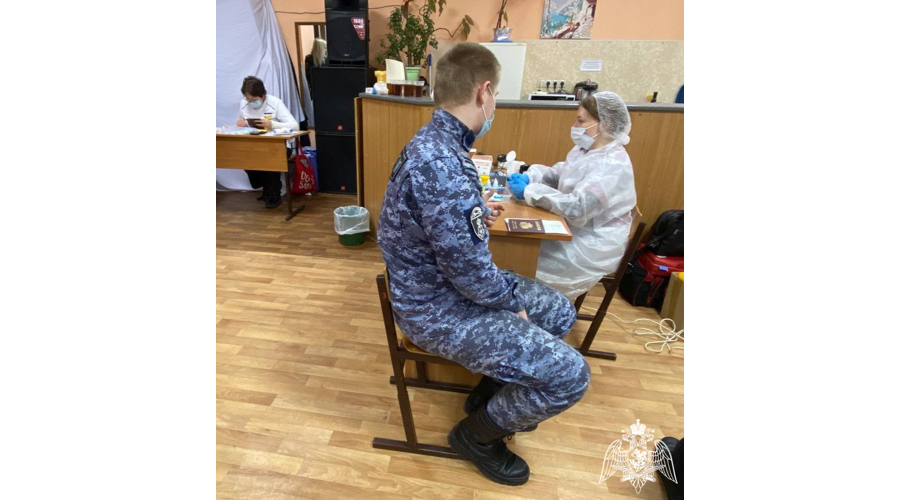Росгвардейцы присоединились к донорской акции «От сердца к сердцу» в Подмосковье