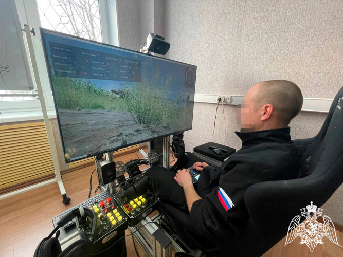В ЦЕНТРЕ ПОДГОТОВКИ ОПЕРАТОРОВ И ТЕХНИКОВ БПЛА РОСГВАРДИИ ПОКАЗАЛИ ПРИМЕНЕНИЕ ДРОНОВ В РАЗЛИЧНЫХ УСЛОВИЯХ