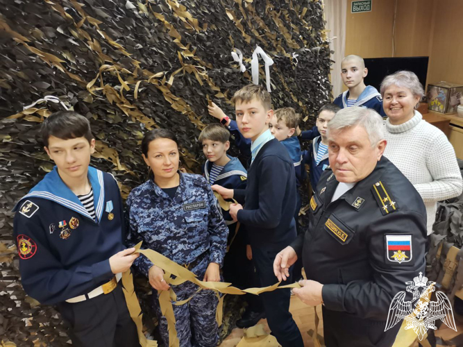 В Подмосковье росгвардейцы провели мероприятия, посвященные 81-ой годовщине окончания Сталинградской битвы