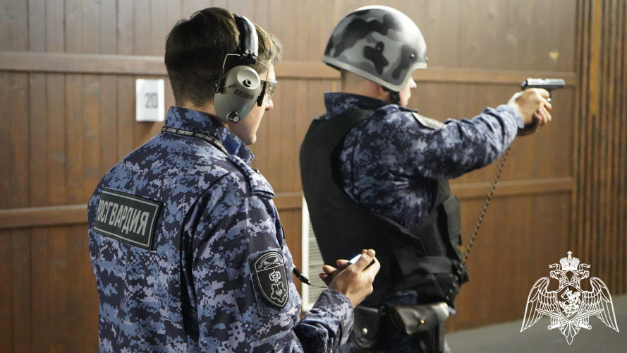 Специалисты подразделения боевой подготовки Главного управления Росгвардии по Московской области отмечают профессиональный праздник