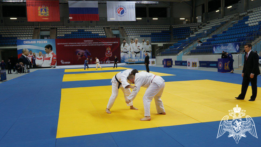 Команда подмосковного главка Росгвардии стала серебряным призером чемпионата Центрального округа Росгвардии по дзюдо (видео)