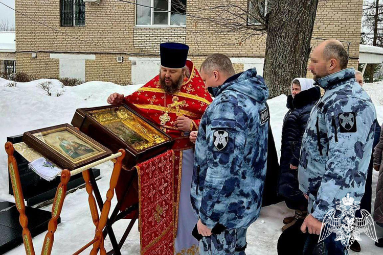 В Подмосковье почтили память сотрудников ОМОН «Пересвет» и «Русич» Росгвардии, погибших при исполнении служебно-боевых задач (видео)