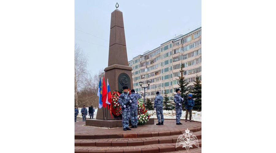 В Подмосковье почтили память сотрудников ОМОН «Пересвет» и «Русич» Росгвардии, погибших при исполнении служебно-боевых задач (видео)