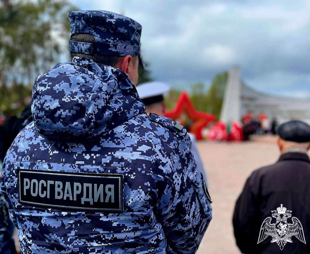 Росгвардейцы обеспечивают правопорядок в День Победы в Подмосковье