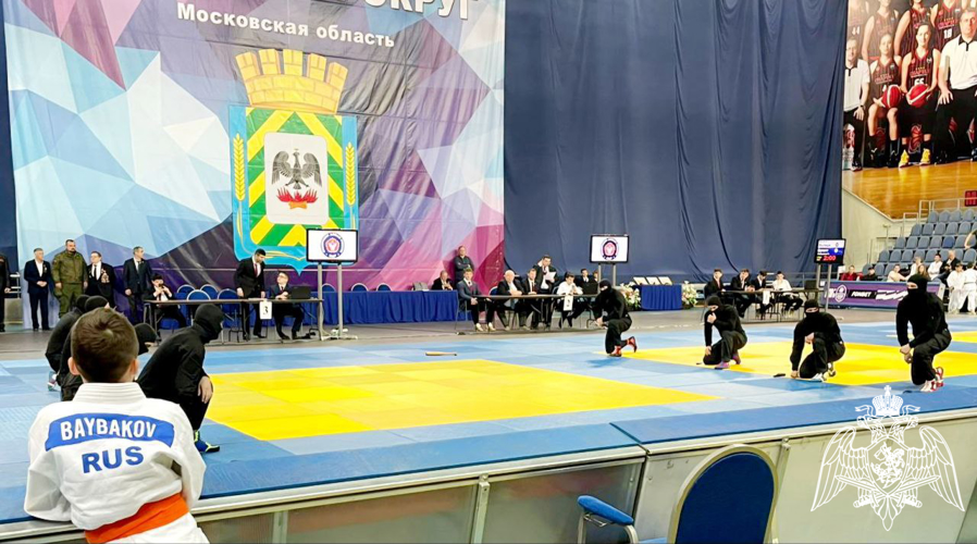 В Подмосковье сотрудники ОМОН «Русич» Росгвардии приняли участие в церемонии открытия соревнований по дзюдо среди детей и подростков