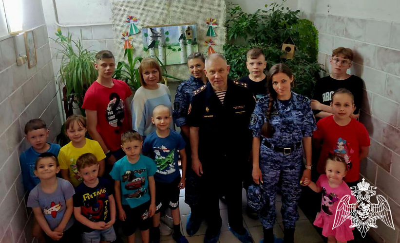 В Подмосковье продолжается акция «Каникулы с Росгвардией»
