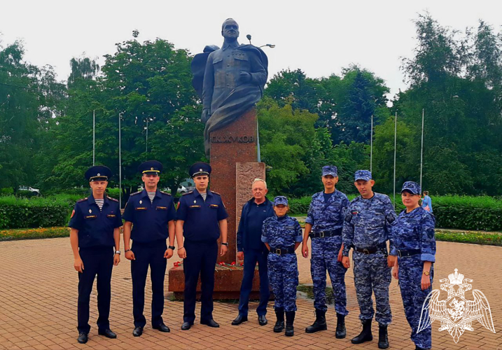 В преддверии Дня памяти и скорби подмосковные росгвардейцы провели патриотические мероприятия
