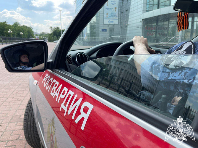 В Воскресенске росгвардейцы задержали гражданку, находящуюся в федеральном розыске