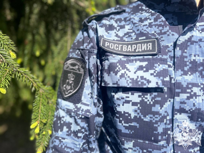 В Московской области сотрудники Росгвардии задержали подозреваемого в краже обуви из сетевого гипермаркета 