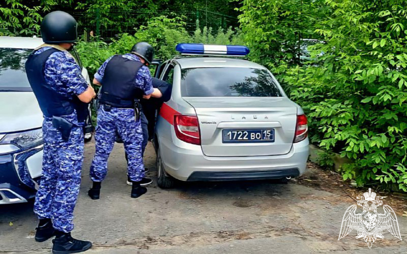В Королеве росгвардейцы задержали гражданина, находящегося в федеральном розыске