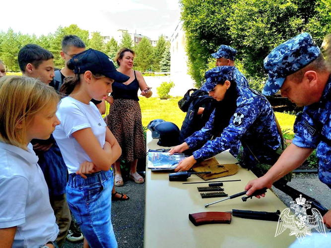 Акция «Каникулы с Росгвардией» проходит в Подмосковье