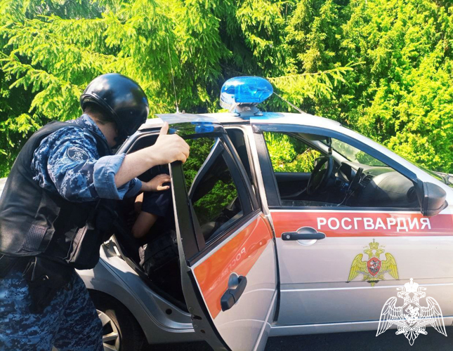 В Воскресенске росгвардейцы задержали гражданина, находившегося в розыске по подозрению в совершении убийства