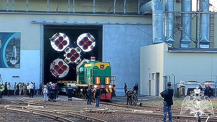 Сотрудники Росгвардии обеспечили безопасность транспортировки ракеты-носителя и грузового корабля  