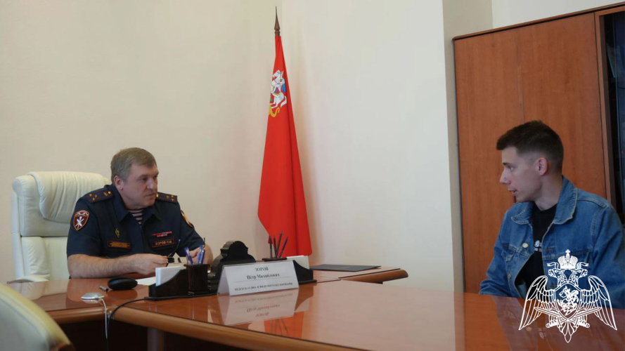 Начальник Главного управления Росгвардии по Московской области полковник полиции Пётр Зоров провел встречу с гражданами в приемной Президента Российской Федерации в Московской области
