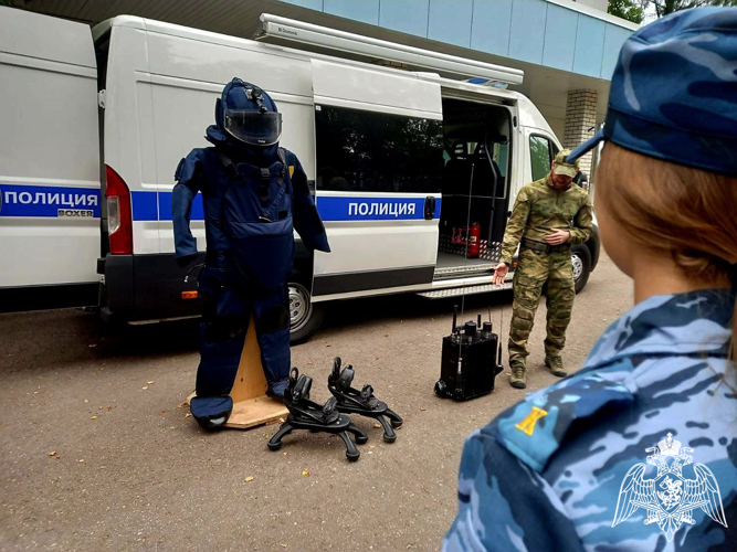 Курсанты «Гвардейской смены» посетили центр специального назначения сил оперативного реагирования и авиации Росгвардии