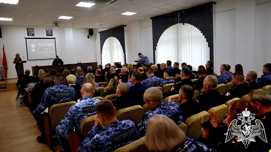 В подмосковном главке Росгвардии состоялось торжественное мероприятие, посвященное Дню вневедомственной охраны